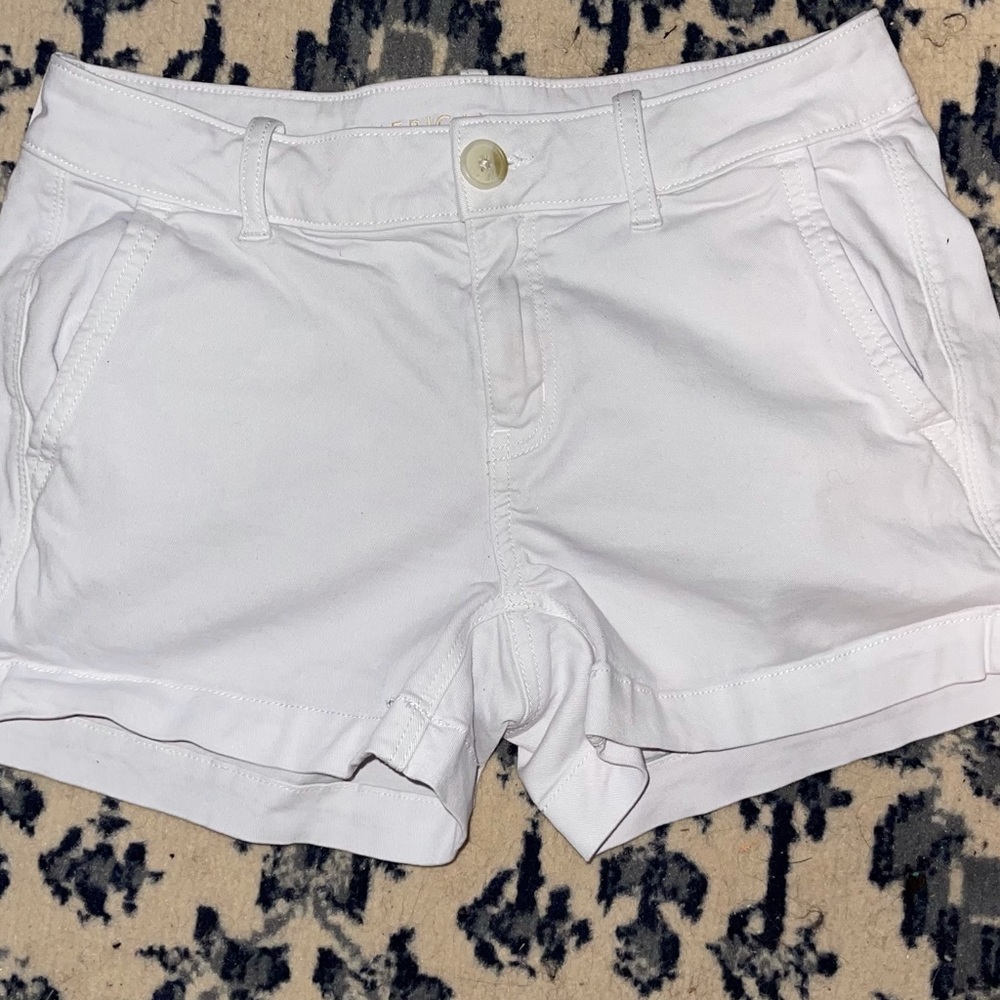 White American eagle shorts, size 4, next level stretch